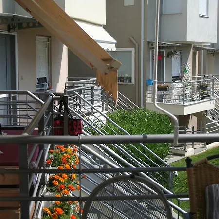 μaisonette Panorama 펜션 Karianí